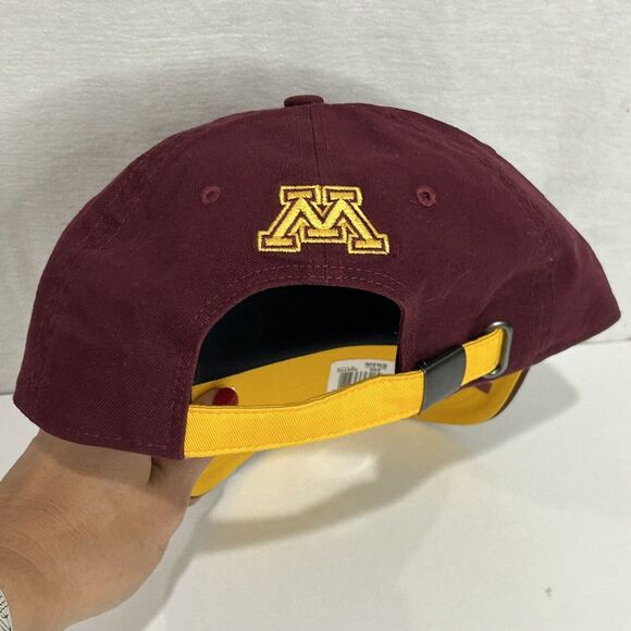 Minnesota Golden Gophers Nike Heritage86 Relaxed-Fit Strapback Hat Cap One Size - Picture 2 of 8